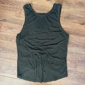 Lululemon olive tank